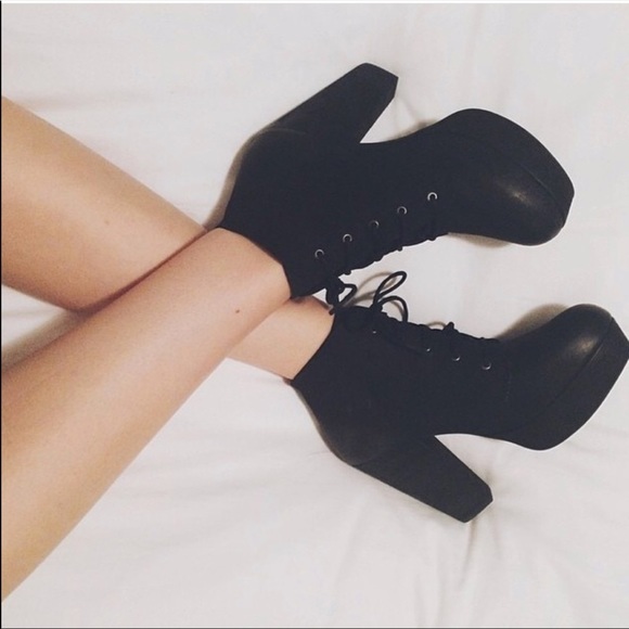 Lace Up Lita Chunky Wood Heel Bootie - Picture 3 of 8